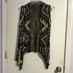 Sleeveless cardigan